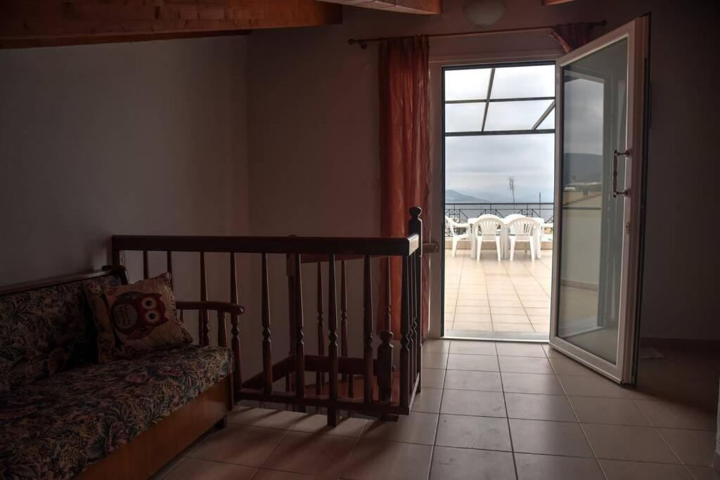 Zoe'S Apartments Nea Iraklitsa Luaran gambar